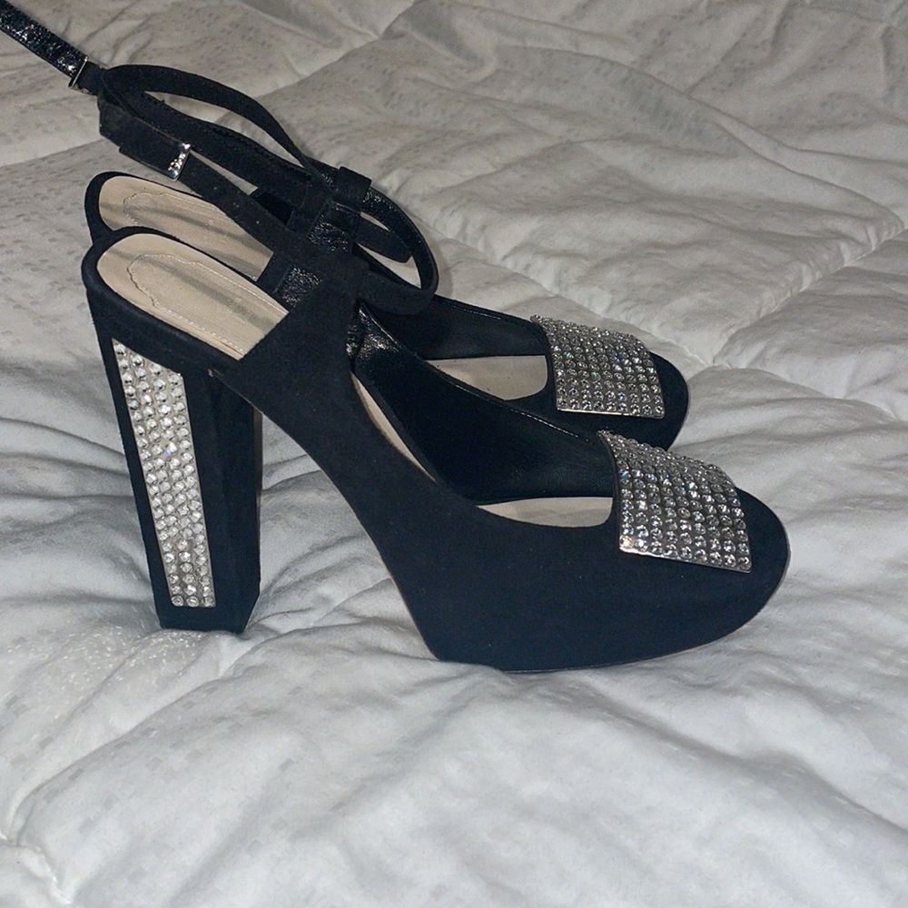 Authentic Christian Dior worn one time Shoe size is 37.5 ( MINT ) - Picture 8 of 17